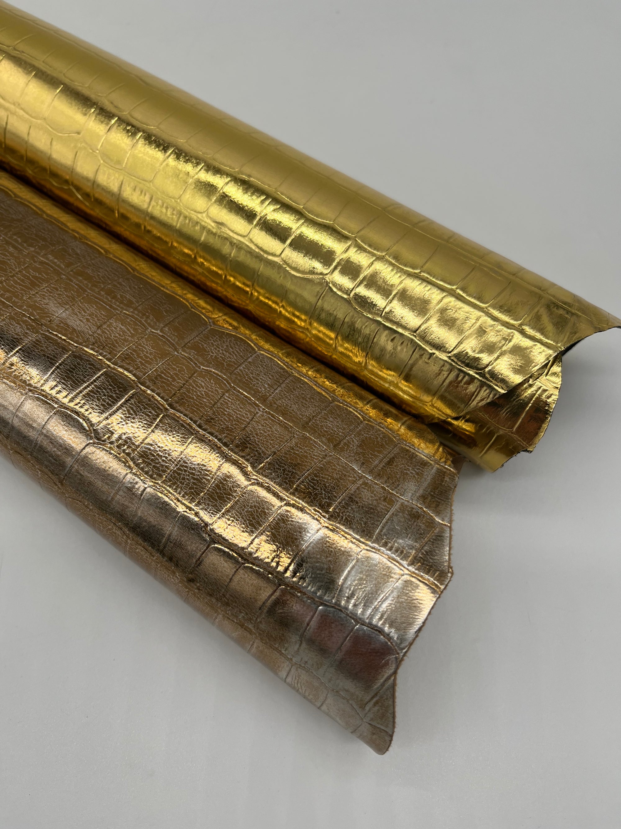 Cuir de chèvre laminée façon croco